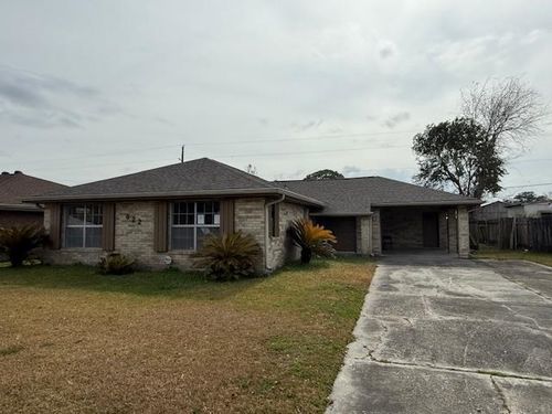 622 Douglas Dr, Houma, LA, 70364-2036 | Card Image