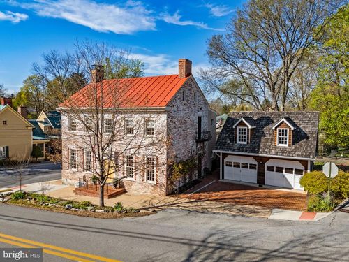 301 E German St, SHEPHERDSTOWN, WV, 25443-3504 | Card Image