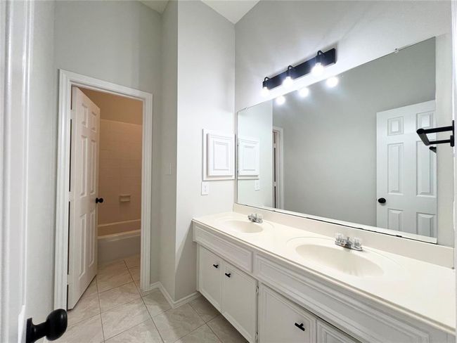 22 Crestview Trl, House other with 4 bedrooms, 3 bathrooms and 3 parking in Houston TX | Image 28