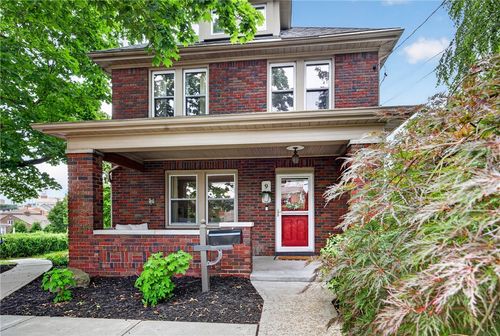 9 Elton St, Brentwood, PA, 15227-3511 | Card Image