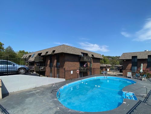 41-140 Wilshire Dr, Hollister, MO, 65672-6310 | Card Image
