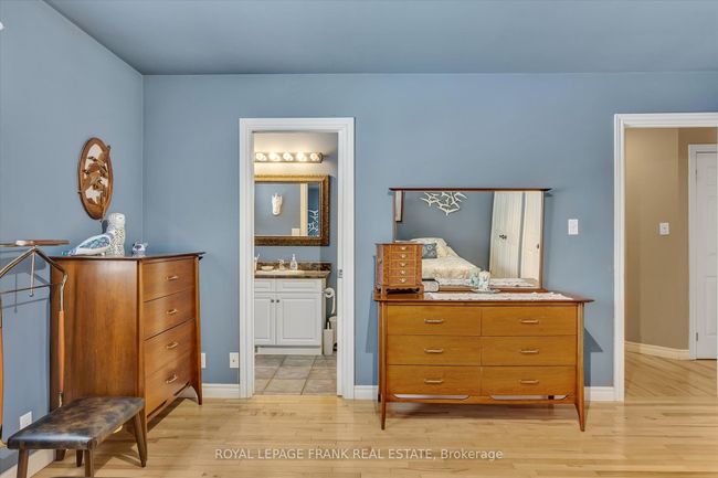 18 E Beehive Dr, House other with 3 bedrooms, 2 bathrooms and 10 parking in Bobcaygeon ON | Image 22