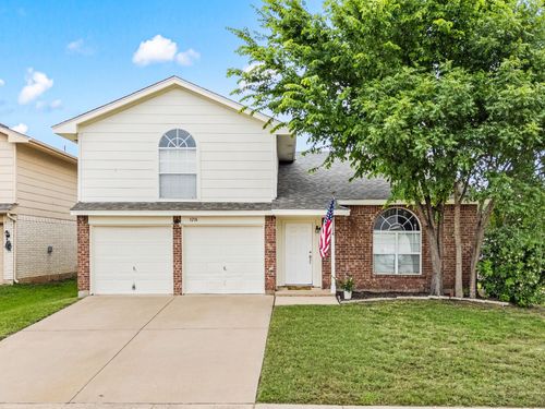 3216 Fountain Pkwy, Hurst, TX, 76053-7544 | Card Image
