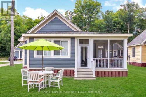 219-11 Hollow Lane, Prince Edward County (Athol Ward), ON, K0K1P0 | Card Image