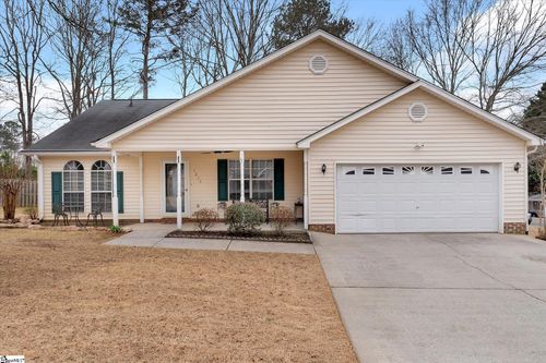 1215 Ravenswood Dr, Anderson, SC, 29625-2025 | Card Image