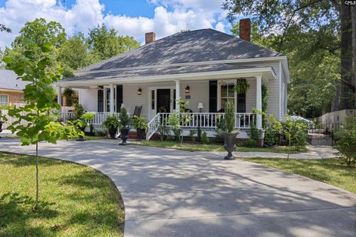 1206 Mill St, Camden, SC, 29020-3714 | Card Image