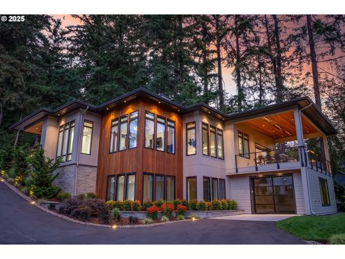 13581 Goodall Rd, Lake Oswego, OR, 97034-2074 | Card Image