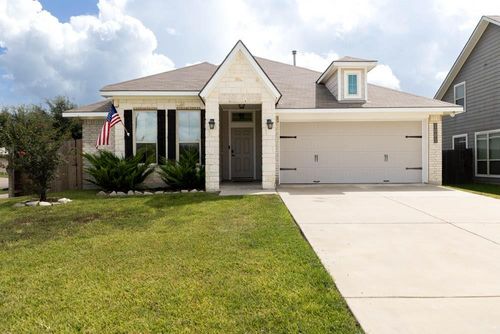 1001 Rootstock Rd, Brenham, TX, 77833-4013 | Card Image