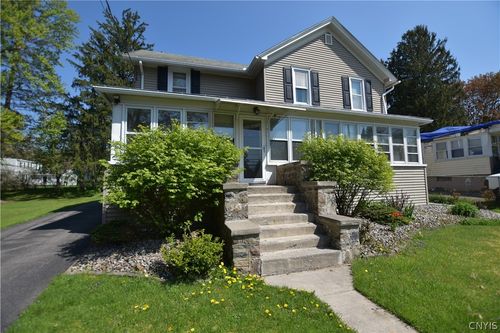 30 W Oneida St, Lysander, NY, 13027-1133 | Card Image