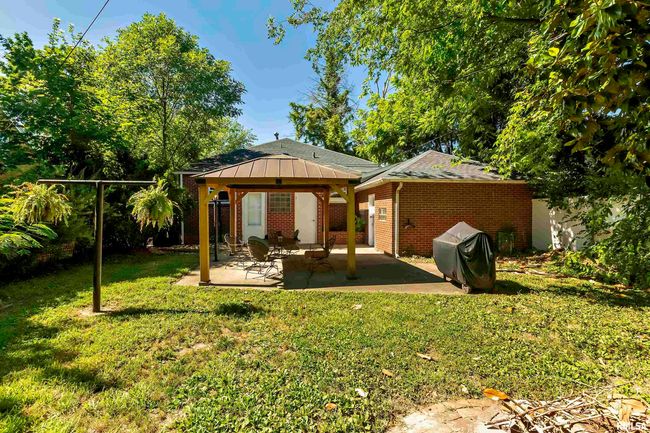 405 E Poplar St, House other with 4 bedrooms, 2 bathrooms and null parking in West Frankfort IL | Image 20