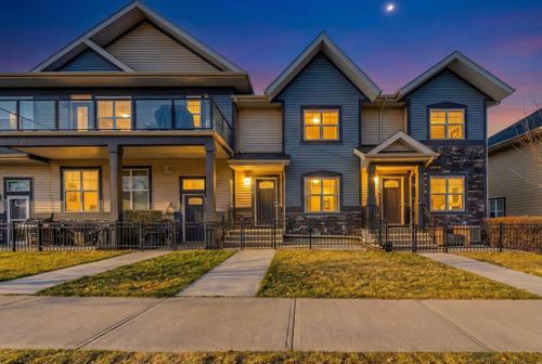 534 Mckenzie Towne Dr Se, Calgary, AB, T2Z1C7 | Card Image