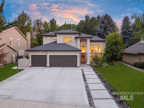 3057 E Nature Dr, Boise, ID, 83706-6919 | Card Image