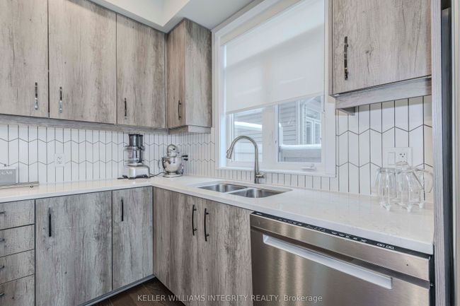 573 Bobolink Ridge, House other with 4 bedrooms, 4 bathrooms and 4 parking in Ottawa ON | Image 18