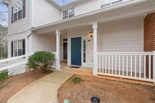 803 Spring Heights Ln Se, Smyrna, GA, 30080-6105 | Card Image