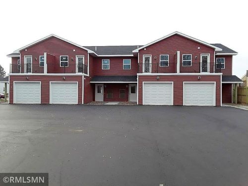 b-360 N Knowles Ave, New Richmond, WI, 54017-1238 | Card Image