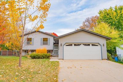 1942 Pond Street, House other with 4 bedrooms, 2 bathrooms and null parking in Madison WI | Image 3