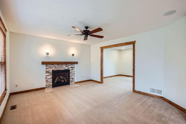 9599 Brookview Cir - Web Quality - 012 - 14 Family Room.jpg | Image 12