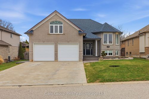 33 Long Lane, Paris, ON, N3L4E9 | Card Image
