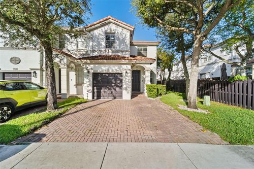 7848 Nw 108th Ct, Doral, FL, 33178-6044 | Card Image