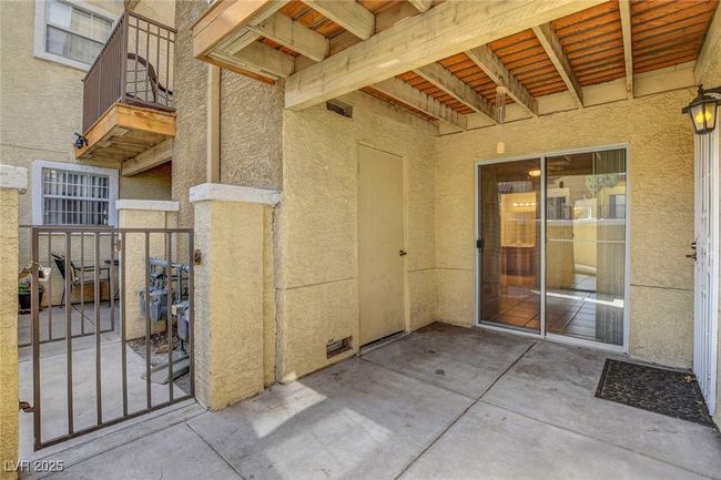 102 - 2801 N Rainbow Blvd, Condo with 2 bedrooms, 2 bathrooms and null parking in Las Vegas NV | Image 37