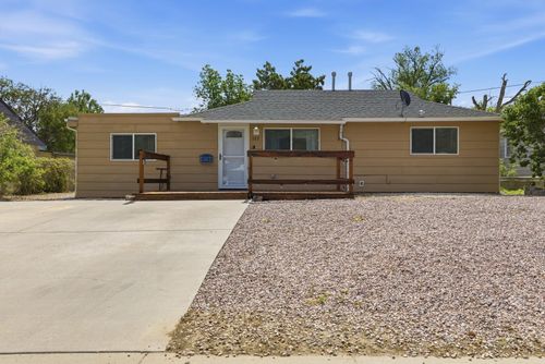 127 Minnesota Ave, Casper, WY, 82609-1731 | Card Image