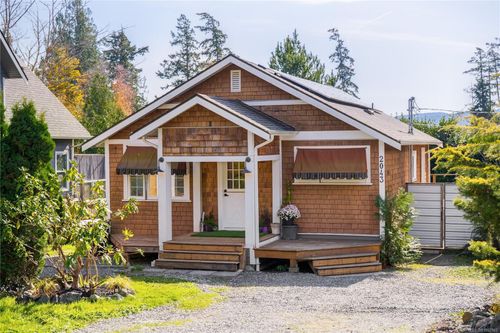 2043 Saseenos Rd, Sooke, BC, V9Z0C4 | Card Image