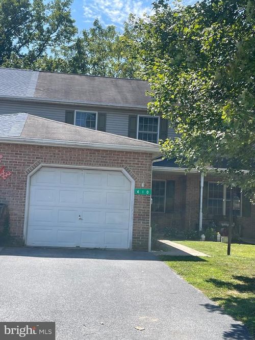 410 Groffdale Rd, QUARRYVILLE, PA, 17566-9151 | Card Image