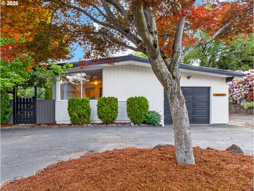 b-6903 Glen Echo Ave, Gladstone, OR, 97027 | Card Image