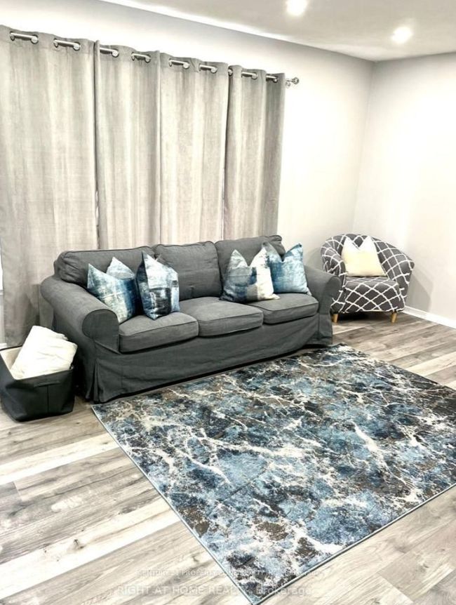 17 Swanston Cres, House other with 3 bedrooms, 1 bathrooms and 2 parking in Ajax ON | Image 6