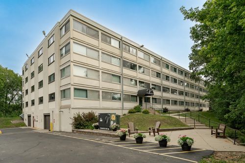 apt-109-2100 Valkyrie Dr Nw, Rochester, MN, 55901-2451 | Card Image