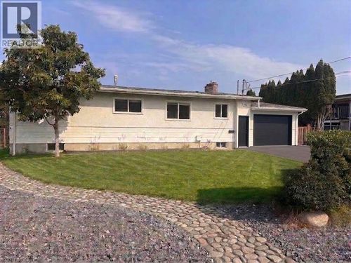 725 Ross Ave, Penticton, BC, V2A3A5 | Card Image