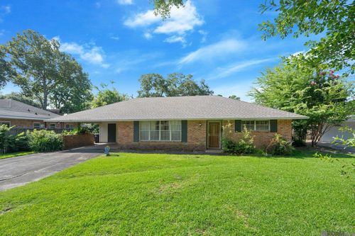 8067 Queenswood Ct, Baton Rouge, LA, 70806-3036 | Card Image