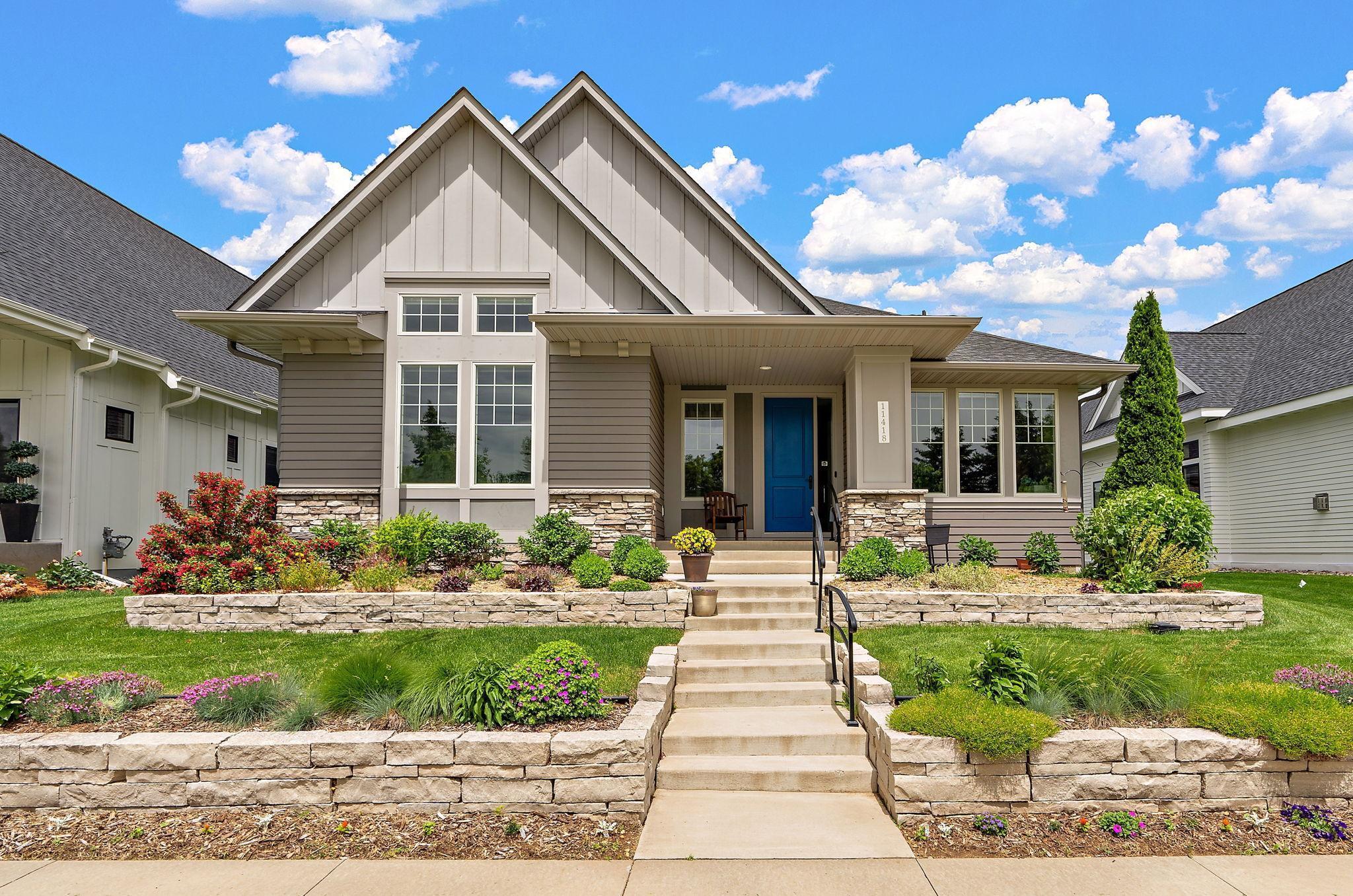 Sunflower Ln, Lake Elmo, MN 55042