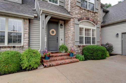 3516 N Wakefield Dr, Ozark, MO, 65721-8004 | Card Image