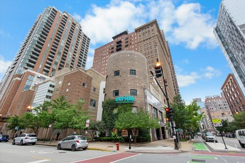 1205-40 E 9th St, Chicago, IL, 60605-2147 | Card Image