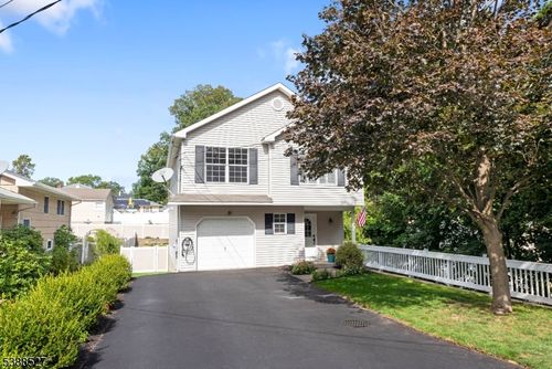 545 Rogers Dr, Landing, NJ, 07850-1723 | Card Image