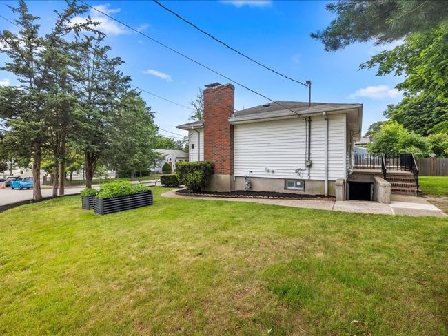 66 Danny Rd, House other with 3 bedrooms, 2 bathrooms and 2 parking in Boston MA | Image 34