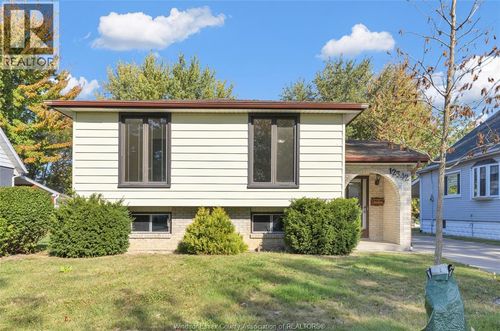 12342 Lachance Crt, Tecumseh, ON, N8N1L6 | Card Image