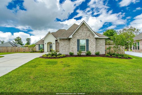 327 Modesto Dr, Houma, LA, 70364-2575 | Card Image