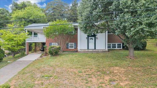 854 Peyton St, Roanoke, VA, 24019-4319 | Card Image