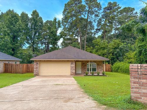 332 Green Leaf St, Huntsville, TX, 77340-6243 | Card Image