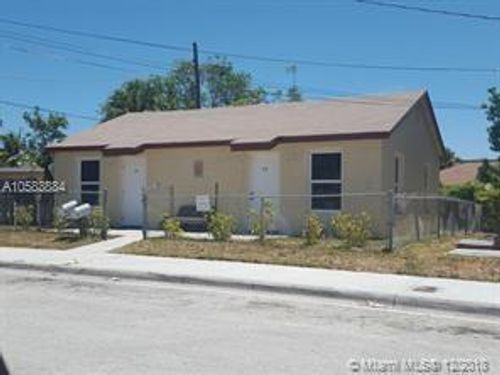 916-900 Avenue H, Riviera Beach, FL, 33404-7300 | Card Image