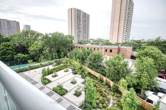 402 - 10 Wilby Cres, Condo with 2 bedrooms, 2 bathrooms and 1 parking in York ON | Image 20