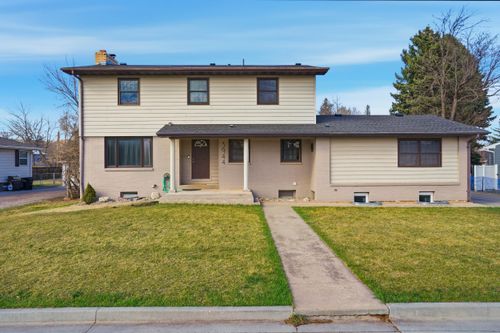 3944 Jackson Blvd, Rapid City, SD, 57702-3566 | Card Image