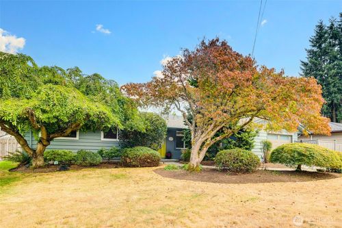 9203 Baring Way, Everett, WA, 98208-2442 | Card Image