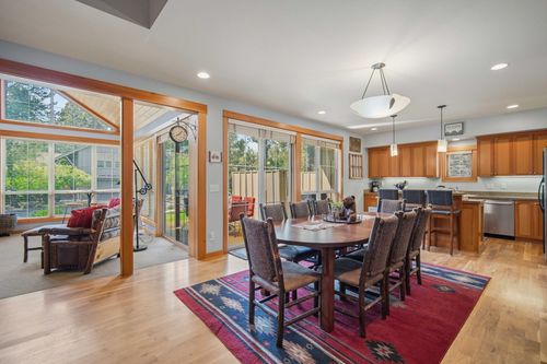 44-57129 Evergreen Loop, Sunriver, OR, 97707-3035 | Card Image