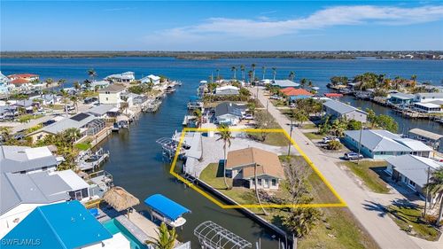 2816 Janet St, MATLACHA, FL, 33993-9749 | Card Image