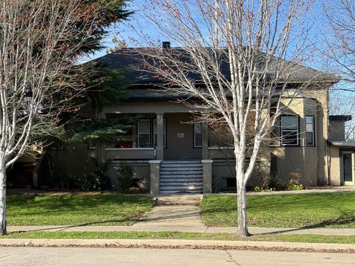 533 Reeves Ave, Yuba City, CA, 95991-4401 | Card Image