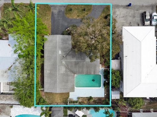 5611 Ne 16th Ave, Fort Lauderdale, FL, 33334-5903 | Card Image