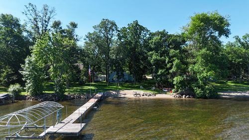 38489 W Wagon Trl, Battle Lake, MN, 56515-9167 | Card Image
